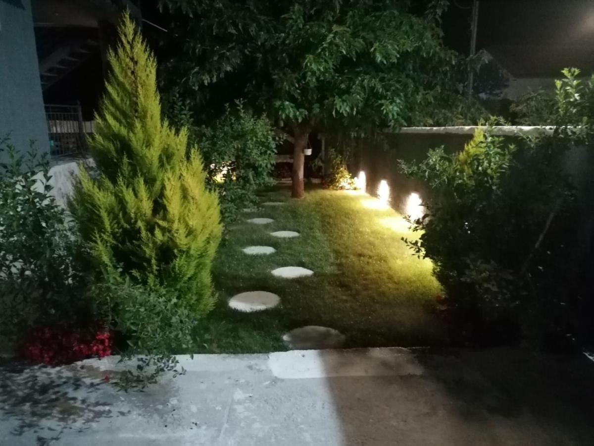 Newly Built All Season Resort Nea Silata Exterior photo